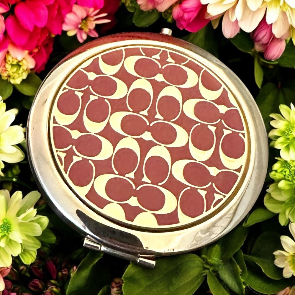 Coach Silver & Pink Compact Mirror With Signature C Pattern 2.5" Diameter - Picture 7 of 7